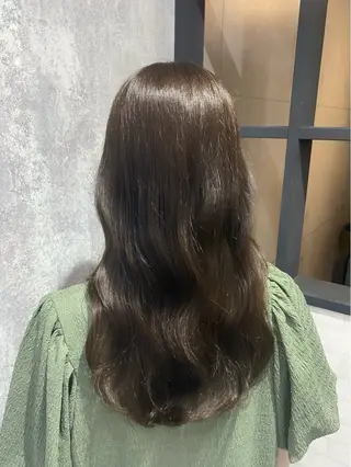 ロング カラー shiori/透明感 /顔周り/髪質改善のヘアスタイル