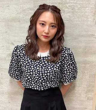 セミロング カラー HAIR LOUNGE Run Ways所属・Shiho 🦋 ／透明感カラーのヘアスタイル