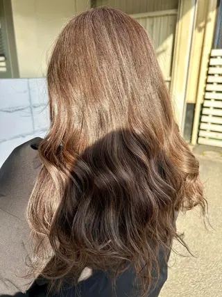 ロング カラー 美容室 Jフィドルファドル所属・わきた かずなのヘアスタイル