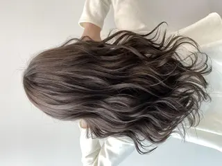 セミロング カラー パーマ ヘアアレンジ 公式 Ease by amble luxeのヘアスタイル