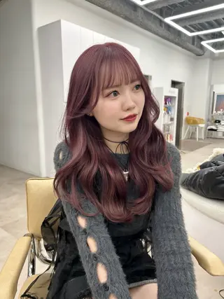 ロング 👒透明感カラー yui👒のヘアスタイル