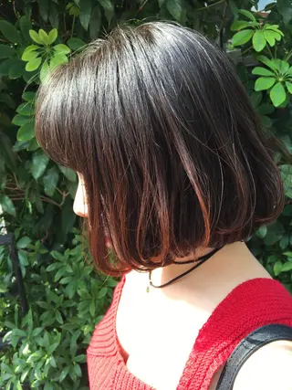 ミディアム カラー THE DAY所属・AKI HASHIMOTOのヘアスタイル