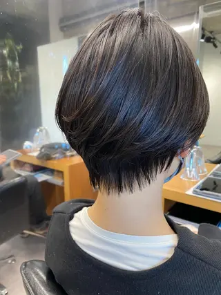 ショート ショート・ウルフ✂︎ 安住有咲子のヘアスタイル
