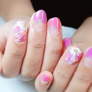 ネイル 柴崎 美幸のネイルデザイン