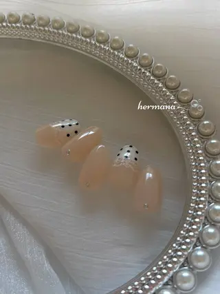 ネイル 伊藤 菜緒のネイルデザイン