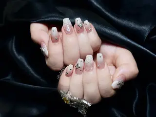 ネイル Rola kira nail salon所属・Rola kira 麗のネイルデザイン