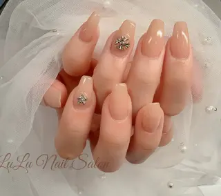 ネイル LULU Nail  Salon 新宿所属・LU LU NailSalonのネイルデザイン