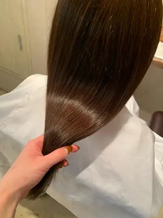 ロング カラー 透明感/オリーブ/ グレージュ/YUKAのヘアスタイル