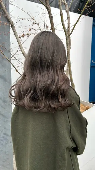 セミロング カラー じゅわっと暖色カラー 🍊Moemiのヘアスタイル