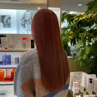 ロング カラー KAZU所属・田中 杏奈のヘアスタイル