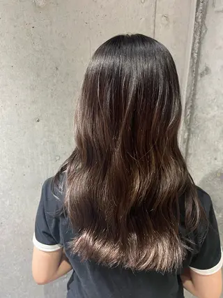 カラー 山口 彩乃のヘアスタイル