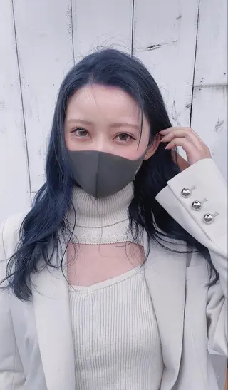 ロング カラー ヘアアレンジ 韓国レイヤーカット/ 儚げカラーチナツのヘアスタイル