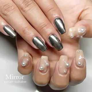 ネイル nailsalon Mirrorのネイルデザイン