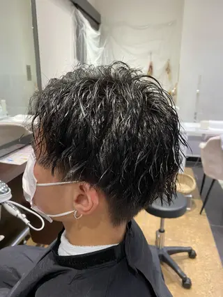 メンズ ∴Sanae. ∴ トータルビューティーのマツエク・マツパデザイン