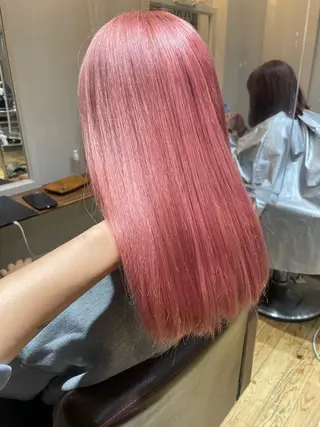 ミディアム 渡辺 瑠美のヘアスタイル