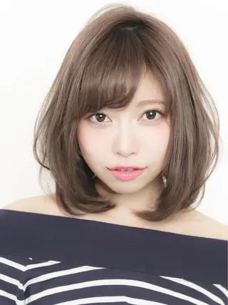 ショート 透明感カラー🫧＆ レイヤー🕊古川のヘアスタイル