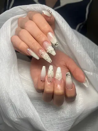 ネイル Mio_ Noiranailのネイルデザイン