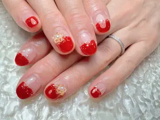 ネイル マジックミラー所属・マジック ミラーのネイルデザイン