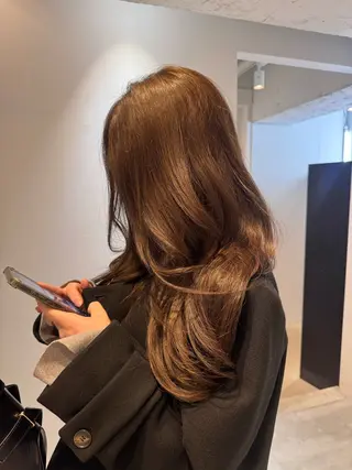 ロング カラー 艶感ワンホン color✨のヘアスタイル