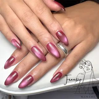 ネイル freesia Manamiのネイルデザイン