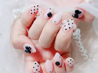 ネイル Hanaai Salon 瞳のネイルデザイン