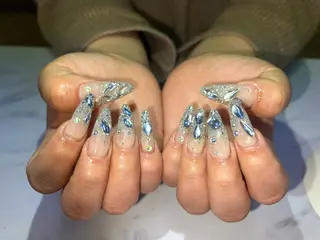 ネイル Msalon所属・渡久地 夢のネイルデザイン