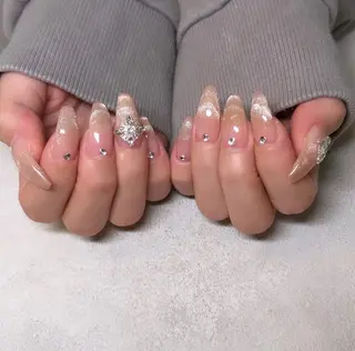 ネイル 《カメレオン》 西田美輝のヘアスタイル