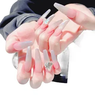 ネイル GlowNailsサロン_大須名古屋所属・Glow Nailsのネイルデザイン