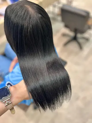 セミロング 寒色 ♡ レイヤー ┊︎miyuのヘアスタイル