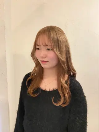 ロング カラー Iris.所属・Iris．カワグチ ミレイのヘアスタイル