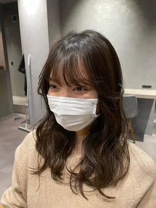 セミロング 韓国風/オシャレ /縮毛矯正/滝口琴未のヘアスタイル