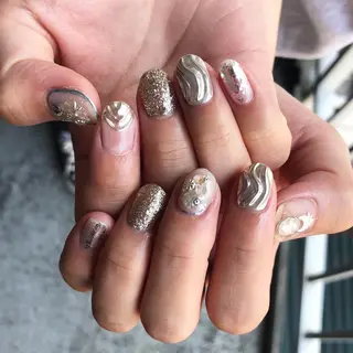 ネイル crestnail所属・小林 束紗のネイルデザイン