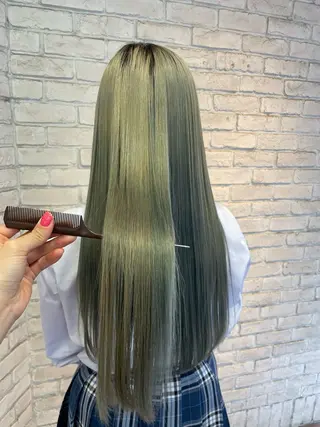 ロング ブリーチ超特化美容師 ☯️ルカ✡️💫のヘアスタイル