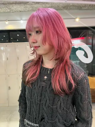 セミロング 💥ウルフカット デザインあんな💥のヘアスタイル