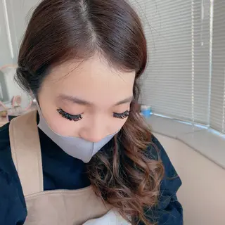 パーマ ネイル マツエク・マツパ アイブロウ 神山 ビューティー・アイのマツエク・マツパデザイン