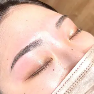 アイブロウ eyesalon Fair 北川のマツエク・マツパデザイン