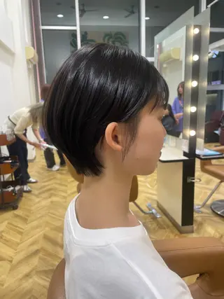 ショート オリジンサロン所属・かわい みわのヘアスタイル