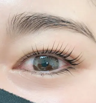 マツエク・マツパ ROWL total beauty salon所属・ROWL YUKARIのマツエク・マツパデザイン