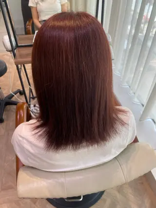 カラー 荻原 心愛のヘアスタイル
