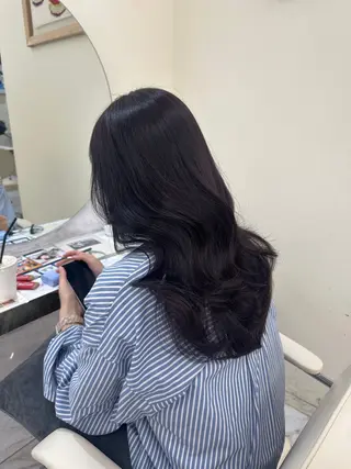 ミディアム 似合わせレイヤーカッ ト🩶瀧本美咲のヘアスタイル
