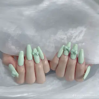 ネイル LilyLala Nailsalonのネイルデザイン