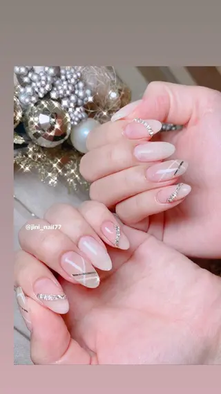ネイル JINI NAIL所属・ジニ ネイルのネイルデザイン