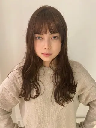 ロング saya/似合わせ /透明感カラーのヘアスタイル