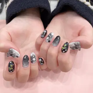 ネイル The Bomのマツエク・マツパデザイン