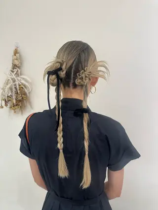 ロング カラー ヘアアレンジ タイトボブ個性派カラ ーAKANEのヘアスタイル