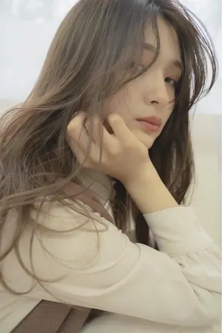 セミロング カラー ひらやま りょういちのヘアスタイル