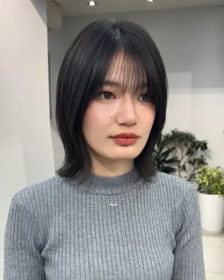 ショート カラー ヘアアレンジ ボブ/透明感ベージュ 🫧クルミ🌟のヘアスタイル