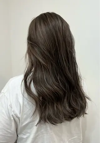 ロング Ling K所属・古川 華那のヘアスタイル