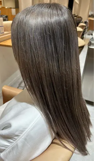 ロング カラー 大河原 美優のヘアスタイル