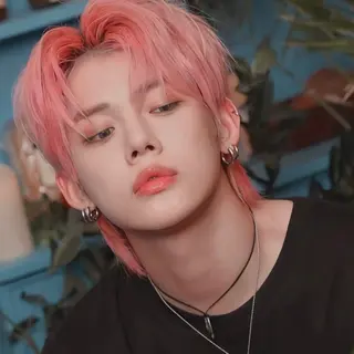 ミディアム カラー メンズ 岡田大志🇰🇷 中/韓メンズヘアのヘアスタイル